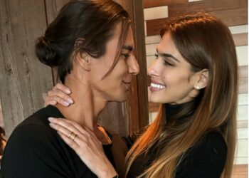 Ariadna Romero festeggia i 51 anni del fidanzato Julio Iglesias Jr., figlio di Julio: le foto piene di passione