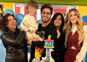 Paola Caruso festeggia i 5 anni di Michele e a sorpresa arriva anche il papà del bambino Francesco Caserta