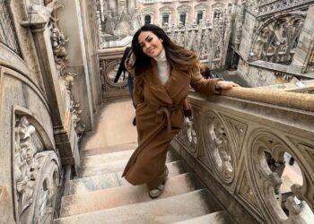 La giornata speciale di Giorgia Palmas per i 42 anni: tra visite al Duomo e la torta in famiglia