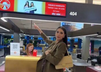 Per promuovere la nuova edizione di Pechino Express si sono inventati addirittura un finto check in in un vero aeroporto!