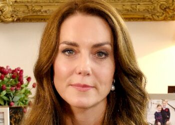 Kate Middleton costretta a chiedere scusa: ha ritoccato lei la foto! Le sue parole