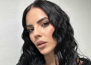 ''Mi diceva di non sorridere perché avevo denti brutti'': l'ex velina Shaila Gatta rivela l'incubo vissuto per 5 anni con un fidanzato violento