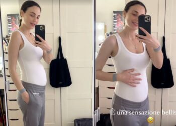 ''Mi sveglio ogni giorno con una pancia diversa'': Rosalinda Cannavò mostra meravigliata le sue forme premaman
