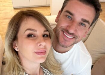 ''E' la ciliegina sulla torta'': il bellissimo chef tv Damiano Carrara rivela il genere del figlio in arrivo, è felicissimo