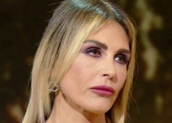 ''Per fortuna non ho figlie femmine, si sarebbero rovinate con me'': Arianna David parla dei disturbi alimentari anche dalla Balivo