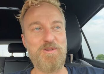 Francesco Facchinetti confessa di aver perso 8 chili con la dieta