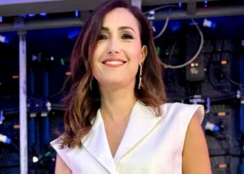 ''Mia figlia piange perché non la vado a prendere a scuola, ma non ho sensi di colpa'': Caterina Balivo spiega perché non rinuncerebbe mai al lavoro