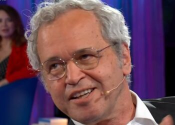 ''Francesca è arrivata alla popolarità con mezzi suoi, il programma se l'è inventato lei'': Enrico Mentana parla della compagna Fagnani in tv