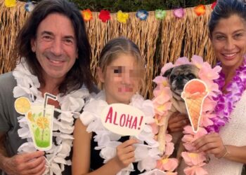 ''Il papà più bello e dolce, il nostro eroe'': Maddalena Corvaglia festeggia i 65 anni dell’ex marito e padre di sua figlia, foto