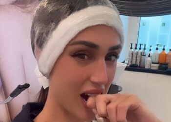 Cecilia Rodriguez si tinge i capelli a pochi giorni dalle nozze