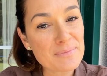 Alena Seredova massacrata per il suo aspetto fisico dopo l’ultima apparizione tv: ''Non posso vivere in palestra''
