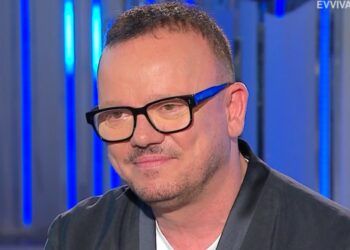 ''Là ho pensato che è lei la donna della mia vita'': Gigi D'Alessio racconta il bellissimo gesto della compagna Denise Esposito incinta