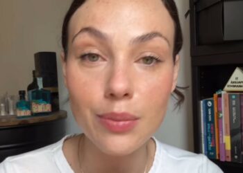 ''Non mi vergogno di dirlo'': Rosalinda Cannavò rivela di essere caduta in depressione all’inizio della gravidanza, pochi mesi fa