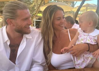 Diletta Leotta e Loris Karius in luna di miele ad Ibiza con la figlia Aria