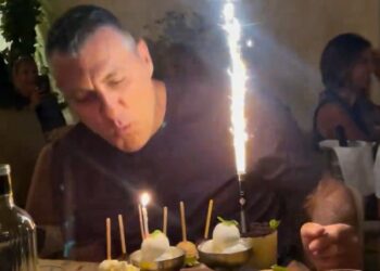 Christian Vieri festeggia 51 anni ad Ibiza