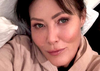 E’ morta a 53 anni l’attrice Shannen Doherty, famosa per 'Beverly Hills' e 'Streghe'