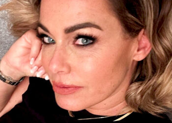 ''Posso serenamente fregarmene'': dieta, sport e chirurgia estetica, perché Sonia Bruganelli ha un approccio diverso dalle altre donne di tv