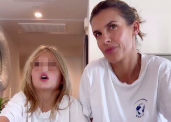 Elisabetta Canalis fa un test d'italiano alla figlia Skyler
