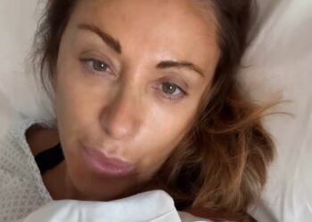 Sabrina Salerno dopo la rimozione del tumore torna a farsi vedere sui social