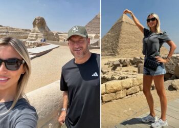 Francesco Totti e Noemi Bocchi in vacanza da sogno tra le piramidi in Egitto