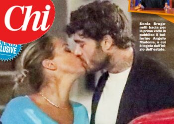 Sonia Bruganelli e Angelo Madonia, il primo bacio paparazzato della nuova coppia dello showbusiness: guarda