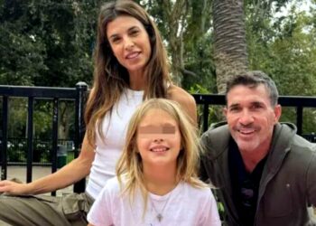 Elisabetta Canalis festeggia i 9 anni della figlia Skyler insieme all’ex marito Brian: foto