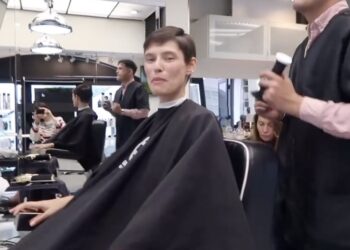 Bianca Balti ha tagliato i capelli cortissimi