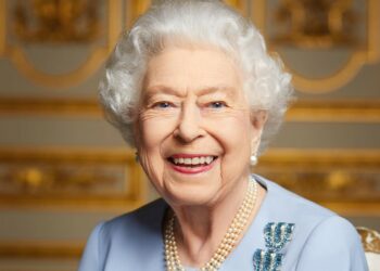 L’ex primo ministro svela la causa della morte della Regina Elisabetta