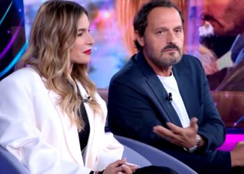 ''Mi dà fastidio l'idea che lui debba chiedermi di sposarlo'': Eleonora Pedron rivela in tv perché non vuole ricevere la proposta di nozze da Troiano