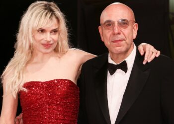 ''Morsi, sputi, graffi, insulti, minacce'': sul Corriere la pazzesca ricostruzione della lite furibonda al ristorante degli ex Ramazzotti e Virzì