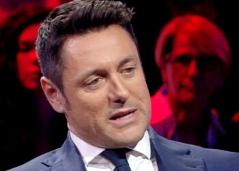 ''Non sono un molestatore'': Andrea Giambruno, padre della figlia della Meloni, si difende dopo lo scandalo dei fuorionda 'hot'