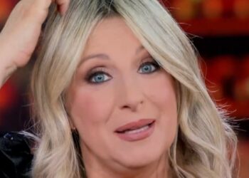 ''Ognuno vive a casa sua, ma stiamo tanto tempo insieme'': Katia Follesa parla in tv della separazione dal padre di sua figlia Angelo Pisani