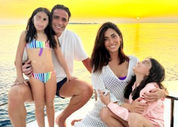 Federica Nargi per Capodanno vola alle Maldive con Alessandro Matri e le figlie Sofia e Beatrice
