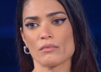 Elodie in lacrime a This is me: ''Ringrazio Maria ed Emma che mi sono state vicine, hanno capito quanto fossi rotta''