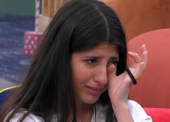 ''Ho paura di deludere i miei genitori che hanno fatto tanto per me'': Perla Maria, figlia della Monsé, in lacrime al GF