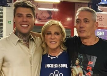 ''E' meglio che non parlo, fidati'': la madre di Fedez risponde al commento di un follower dopo l'esplosione del caso 'tradimenti'