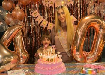 Paola Caruso festeggia 40 anni in Minnesota con il figlio