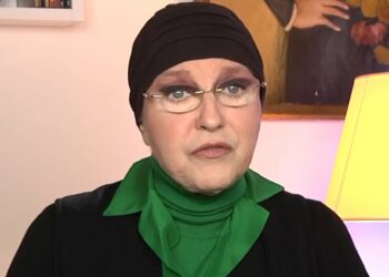 ''Sono ad un bivio'': Eleonora Giorgi torna in tv e spiega quale decisione fondamentale deve prendere nella lotta contro il cancro