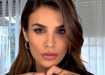 ''Le valigie erano pronte e la macchina col pieno fatto'': Elisabetta Canalis racconta la sua paura per gli incendi a Los Angeles