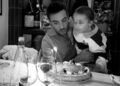 Antonino Spinalbese spegne le candeline con la figlia Luna Marì