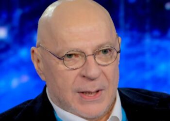 ''Non mi riprenderò mai completamente, non tornerò come prima'': Platinette spiega in tv la sua situazione dopo l'ictus