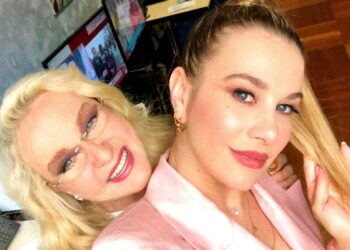 ''Non riesco a non urlare e vivere in silenzio il dolore'': Clizia Incorvaia distrutta per la morte di Eleonora Giorgi, che chiama 'mamma'