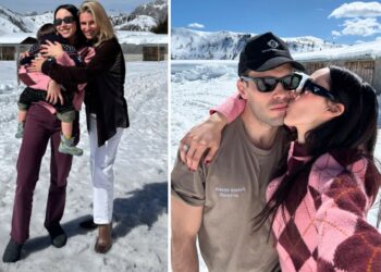 Le foto del weekend in montagna per i 2 anni di Cesare il figlio di Aurora Ramazzotti