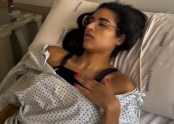 ''Sto patendo le pene dell'inferno per il dolore'': l'ex di 'Temptation Island' Silvia Tirado si mostra in clinica dopo la mastoplastica