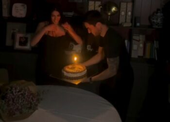 Giulia Salemi compie 32 anni e festeggia con gli amici più cari