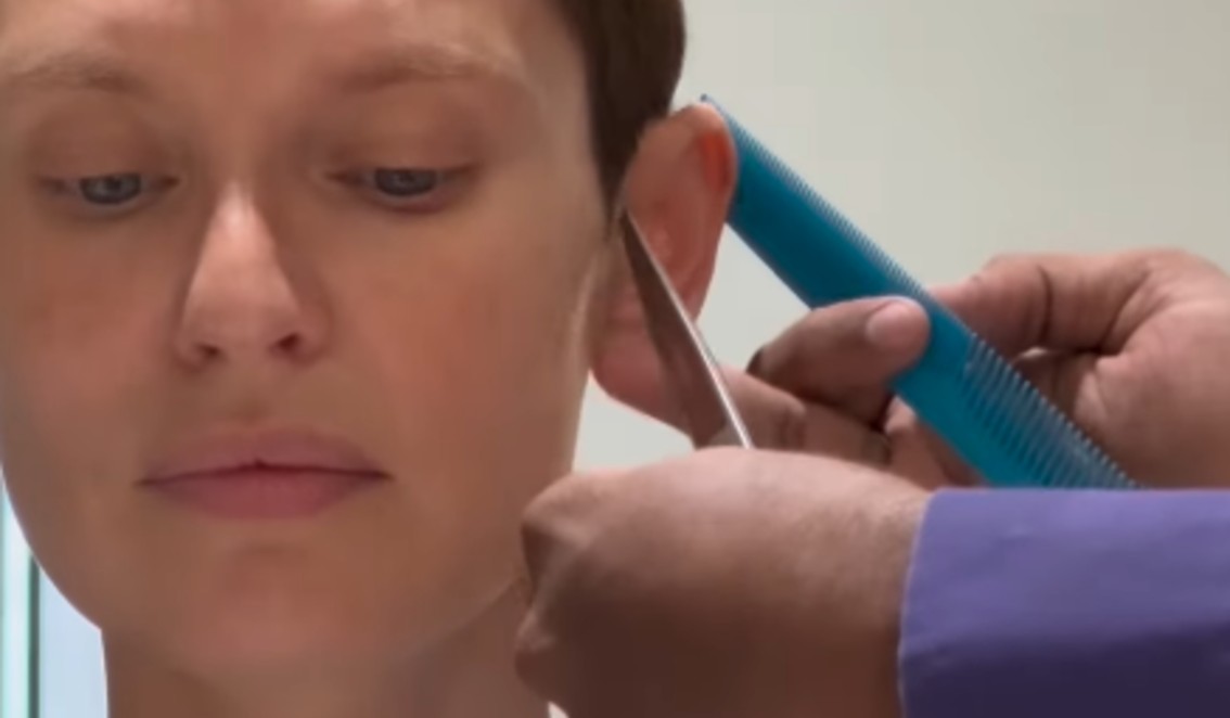 Bianca Balti vola in India e si taglia per la prima volta i capelli da quando le sono ricresciuti dopo la chemio: guarda - Gossip.it | News sul Gossip e VIP