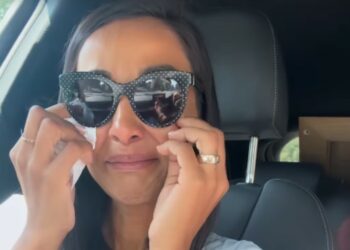 Juliana Moreira ed Edoardo Stoppa commossi fino alle lacrime durante l'esame delle medie della figlia Lua