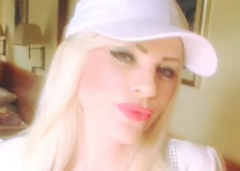 ''Con 1.000 euro al mese non riesco a vivere dignitosamente'': Cicciolina chiede 10 milioni di euro di risarcimento per il taglio dei vitalizi