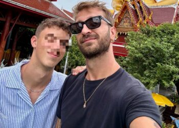 Stefano Corti e la vacanza annuale da solo col figlio Gabriele, avuto dall'ex: ''Abbiamo una storia particolare, magari un giorno racconterò i dettagli''