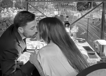 Bianca Guaccero e Giovanni Pernice festeggiano il primo anniversario  con una cena romantica a Roma: '' Un anno da quel primo bacio''